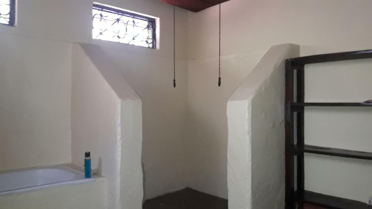 לינה וארוחת בוקר Kiloran Funzi House מראה חיצוני תמונה
