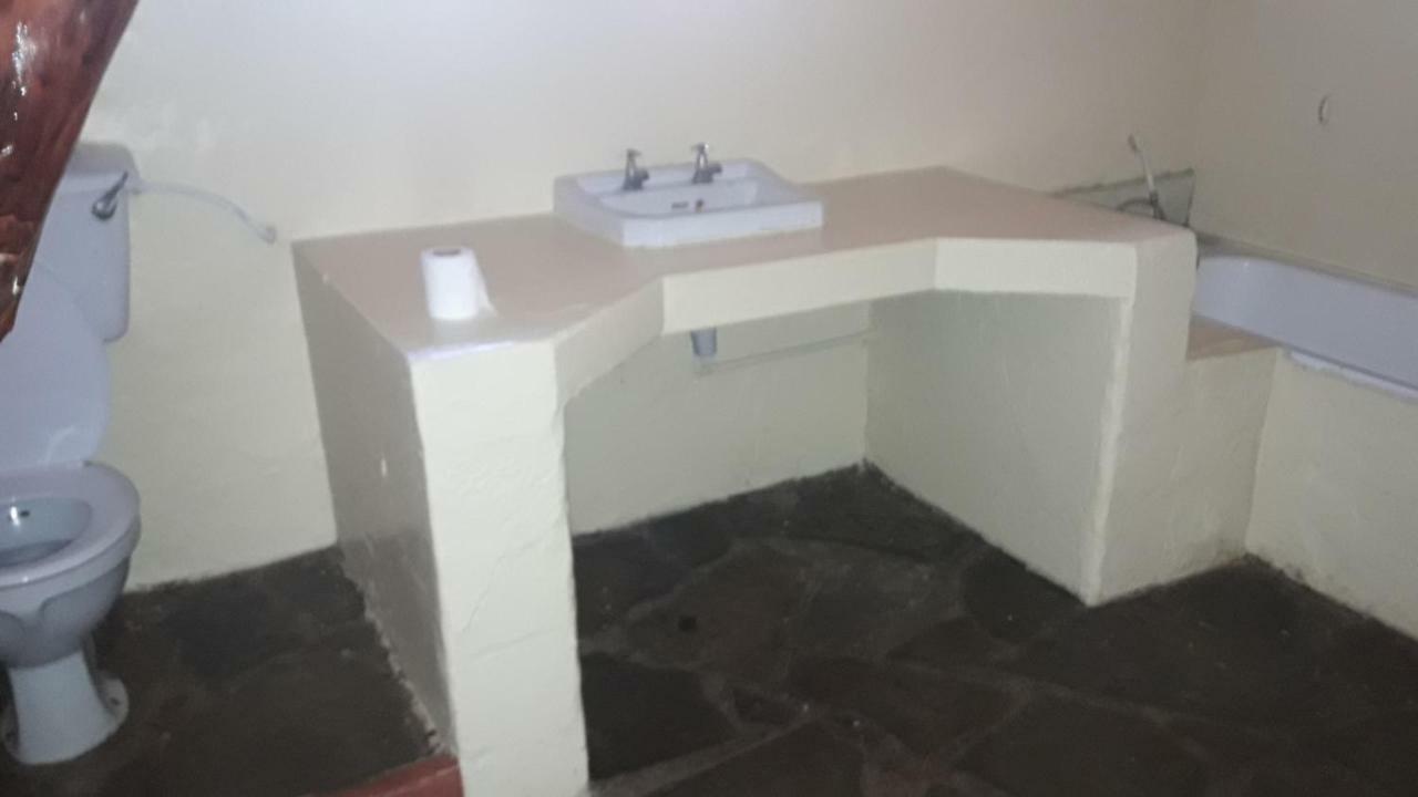 לינה וארוחת בוקר Kiloran Funzi House מראה חיצוני תמונה